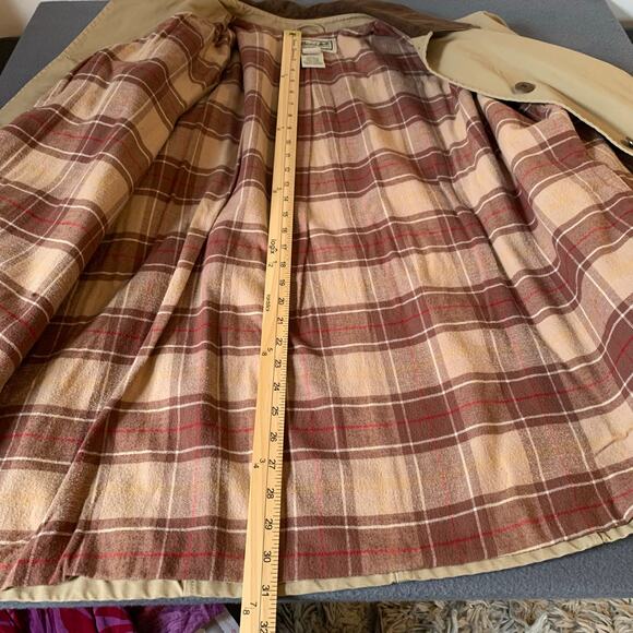 LL Bean Adirondack Barn Coat, Flannel-Lined Women's 2X Dark Khaki Corduroy Trim - Picture 8 of 8